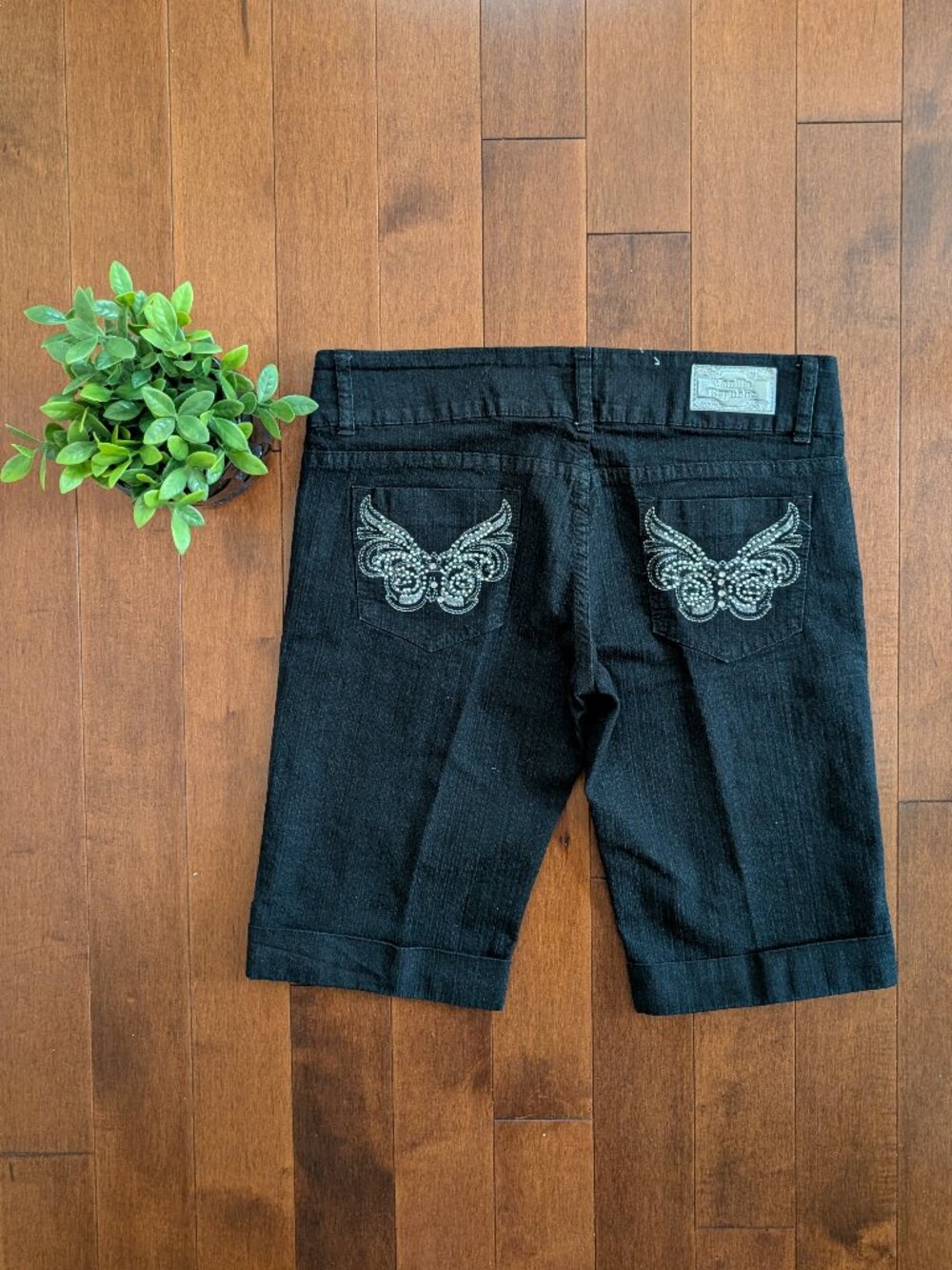 VANILLA REPUBLIC BUTTERFLY RHINESTONE Y2K CAPRIS